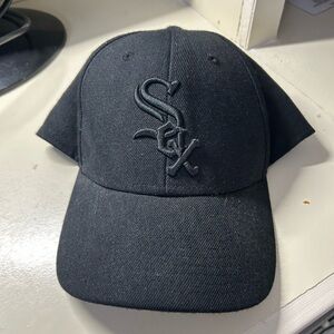 Black White Sox Hat